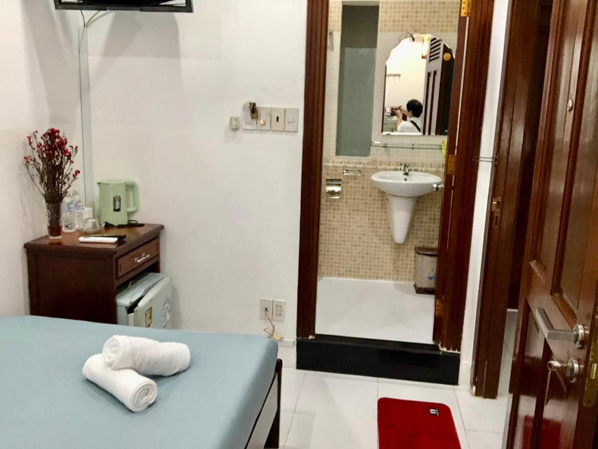 Saigon Cozy2 Hotel At 241 Pham Ngu Lao Street Ho Chi Minh City Exterior photo